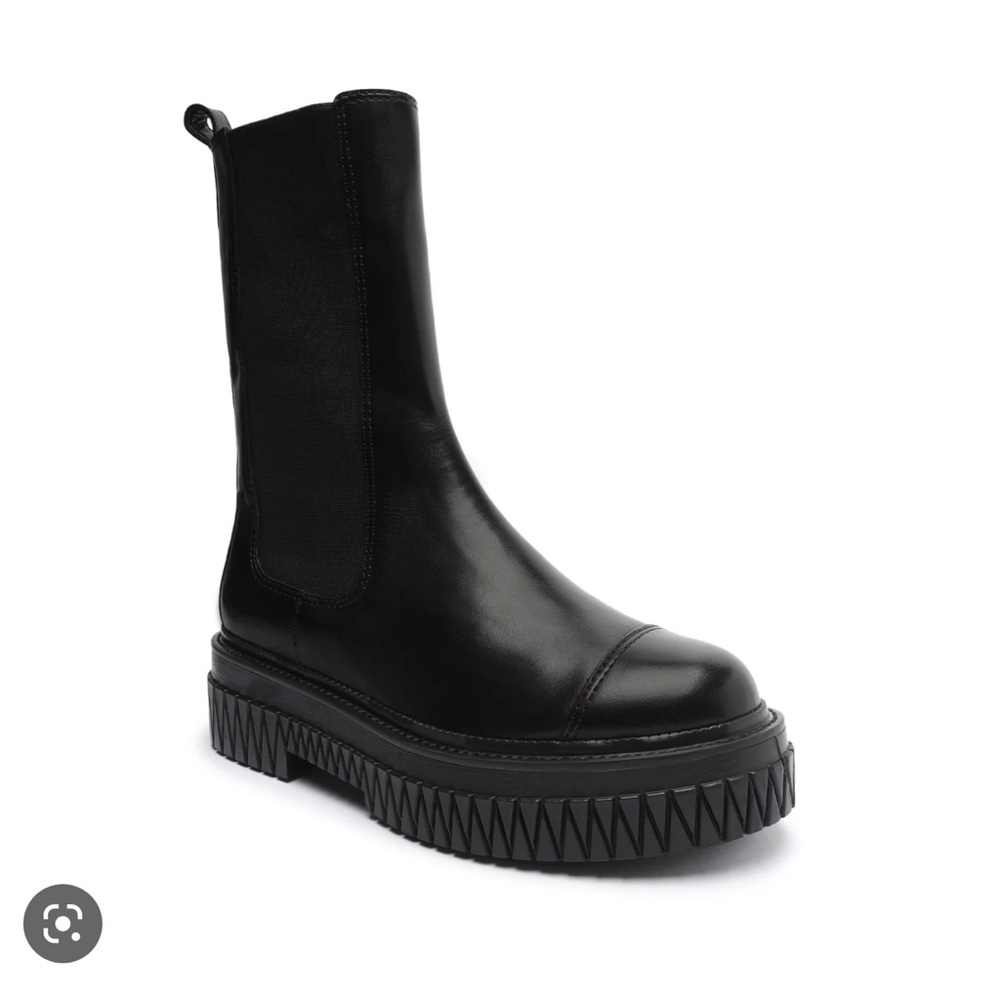 Sold - Schutz - Chelsee Bootie